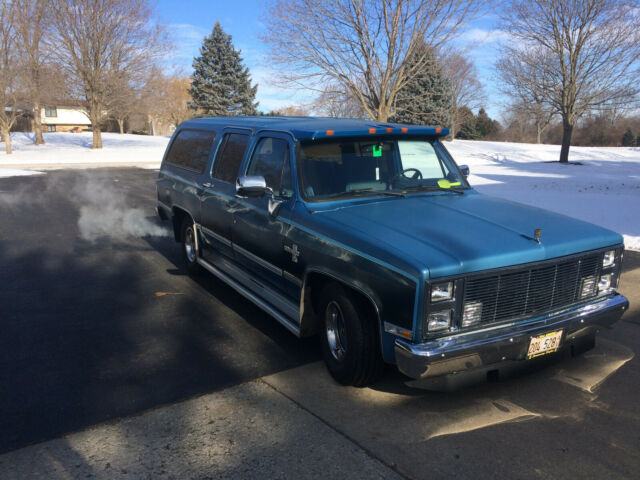 1988 Blue Chevrolet Suburban