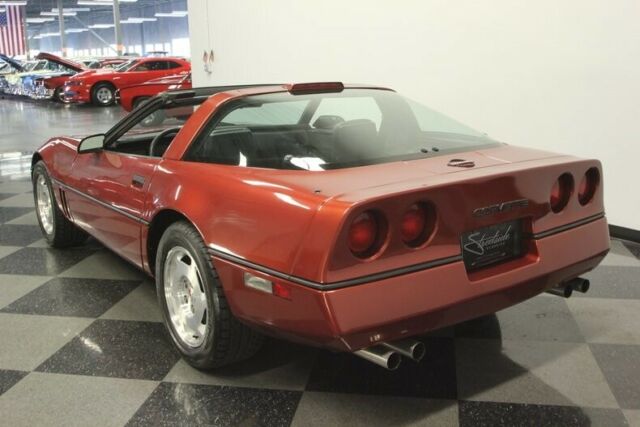 1988 Red Chevrolet Corvette Coupe
