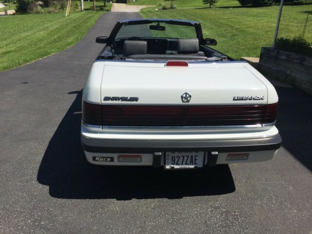1988 White Chrysler LeBaron Convertible