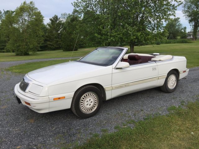 1988 White Chrysler LeBaron Convertible