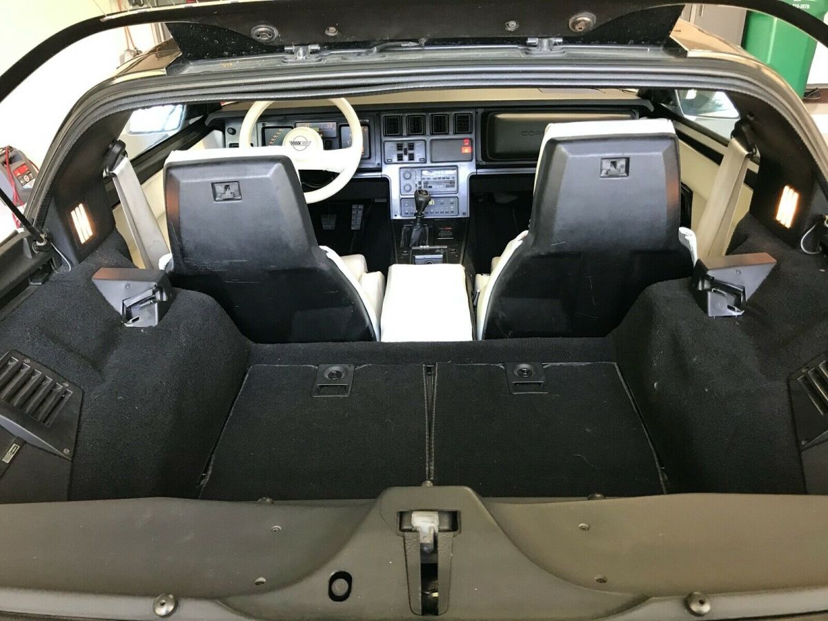 1988 White Chevrolet Corvette Coupe