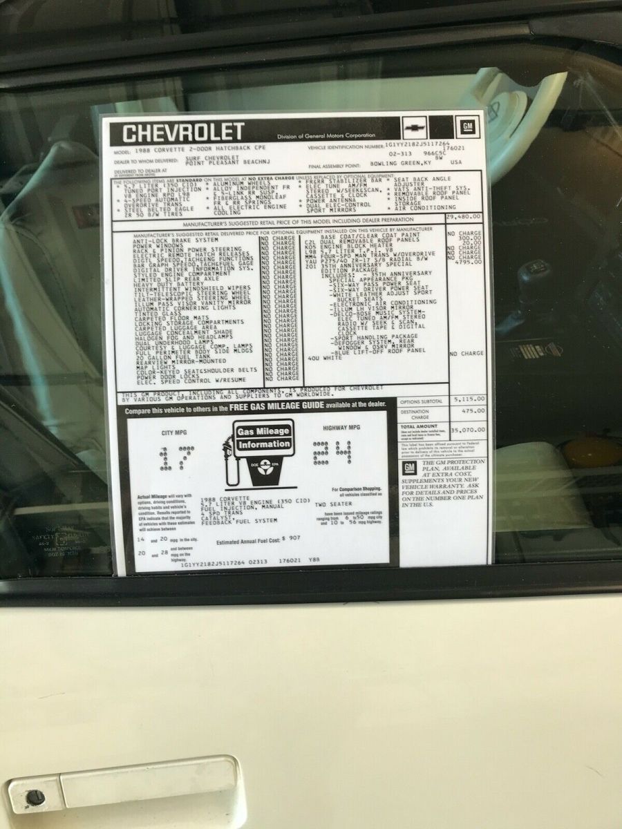 1988 White Chevrolet Corvette Coupe