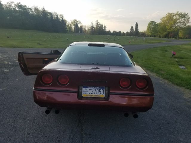 1988 Red Chevrolet Corvette Coupe