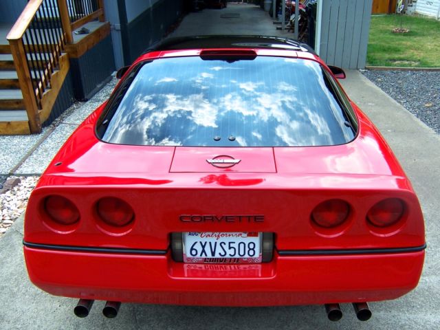 1988 Red Chevrolet Corvette Coupe