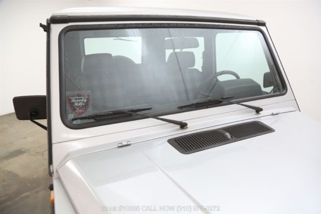 1988 Silver Mercedes-Benz 200-Series