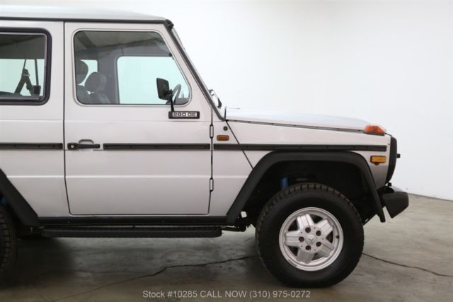 1988 Silver Mercedes-Benz 200-Series