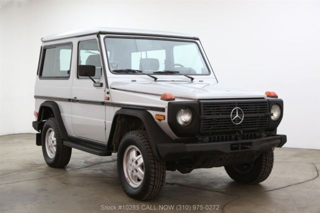 1988 Silver Mercedes-Benz 200-Series