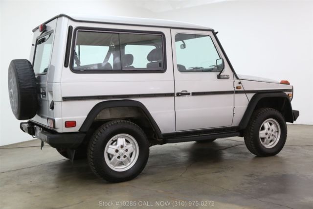 1988 Silver Mercedes-Benz 200-Series