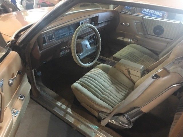 1988 Gold Oldsmobile Cutlass Coupe