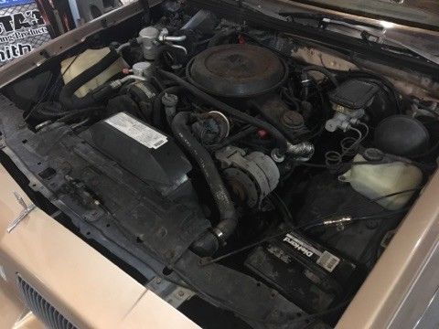 1988 Gold Oldsmobile Cutlass Coupe