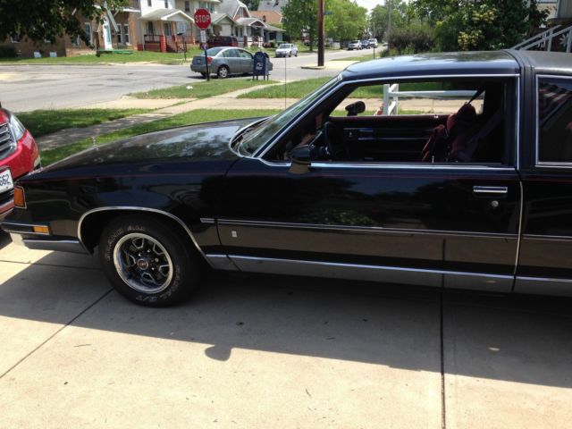 1988 Black  Oldsmobile Cutlass 2 door 