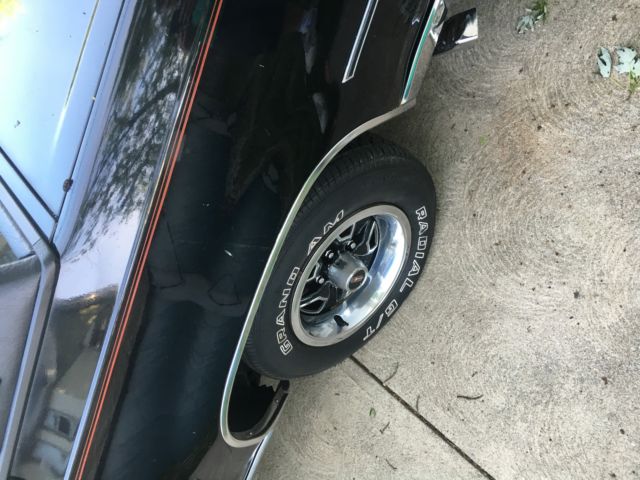 1988 Black  Oldsmobile Cutlass 2 door 