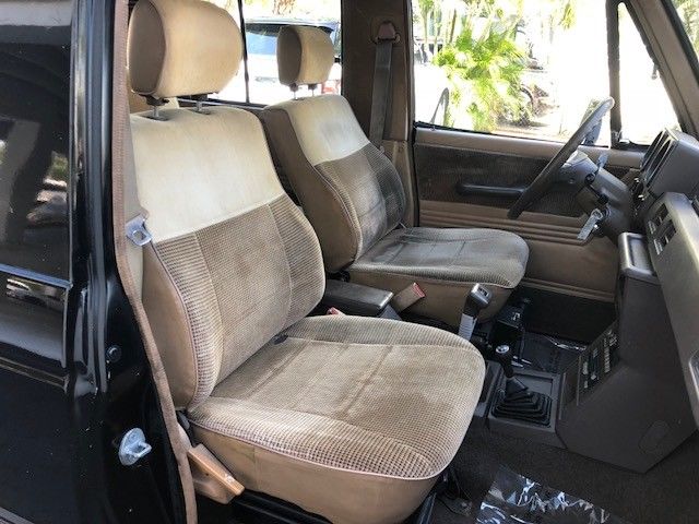 1988 Black Mitsubishi Raider