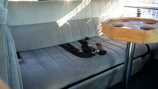 1988 Blue Ford E-Series Van Extended Passenger Van