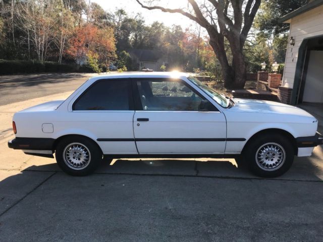 1988 White BMW 3-Series Convertible