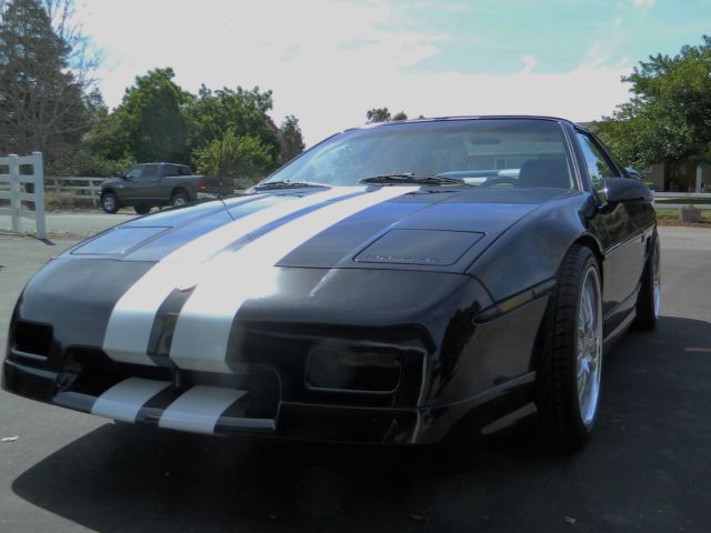 1988 Black Pontiac Fiero GT