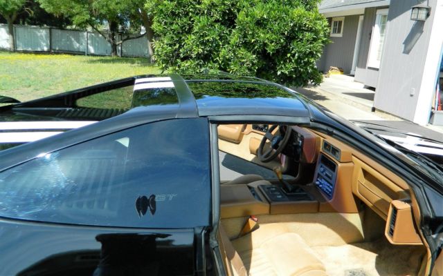 1988 Black Pontiac Fiero GT