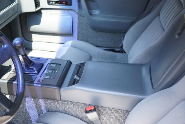 1988 White Pontiac Fiero Coupe