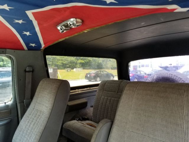 1988 Gray Ford Bronco SUV