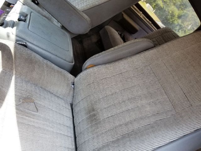 1988 Gray Ford Bronco SUV