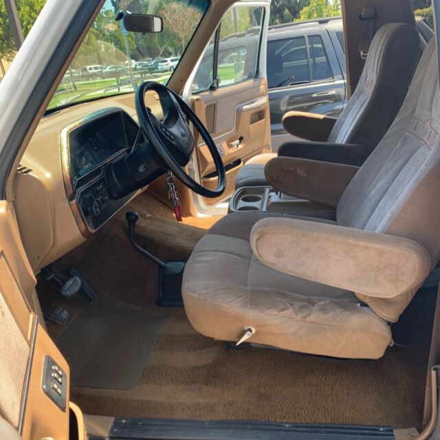 1988 White Ford Bronco