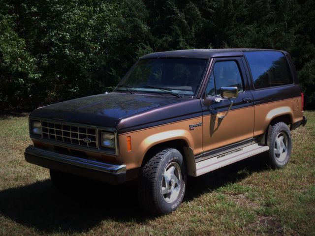 1988 Two Tone, Gold on Brown Ford Bronco II SUV