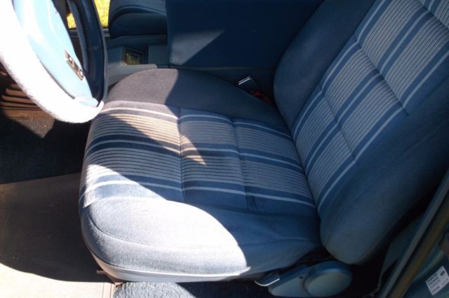 1988 Blue Ford Bronco II SUV