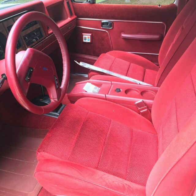 1988 Red/Silver Ford Bronco II