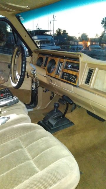1988 White Ford Bronco II SUV