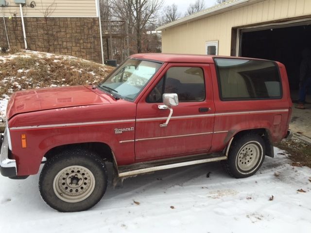1988 Red Ford Bronco II SUV