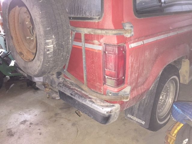 1988 Red Ford Bronco II SUV