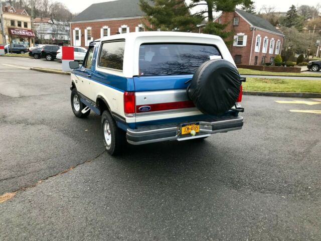 1988 Blue Ford Bronco SUV
