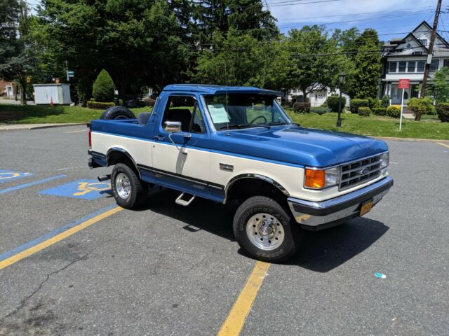 1988 Blue Ford Bronco SUV
