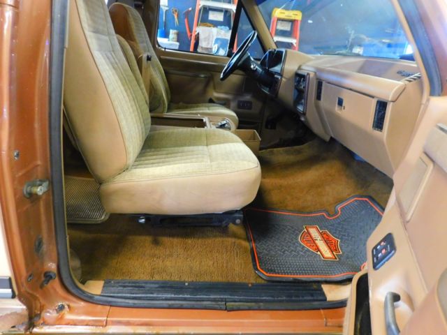 1988 Brown Ford Bronco