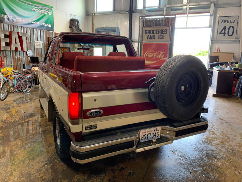 1988 Burgundy Ford Bronco SUV