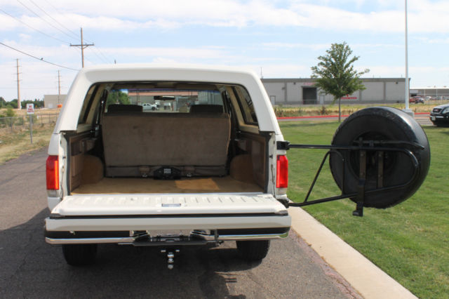 1988 White Ford Bronco SUV