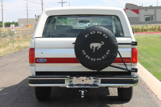1988 White Ford Bronco SUV
