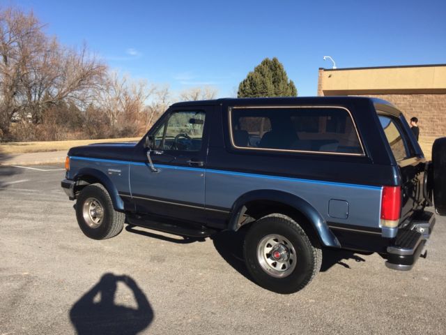 1988 Blue Ford Bronco SUV