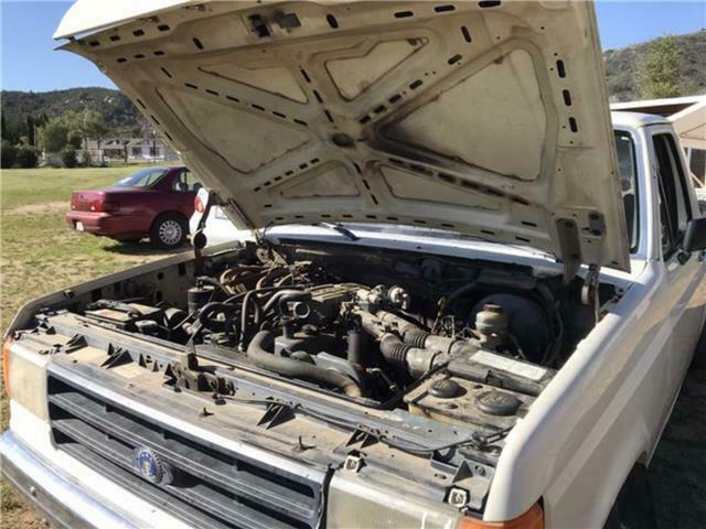 1988 White Ford F-150 Truck