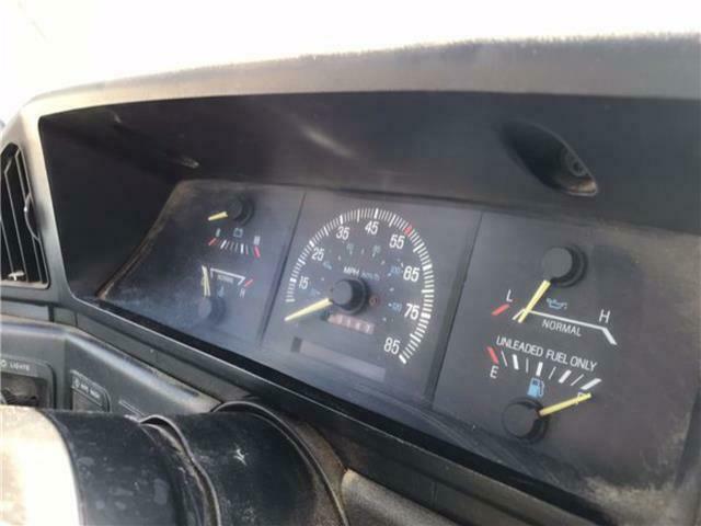 1988 White Ford F-150 Truck