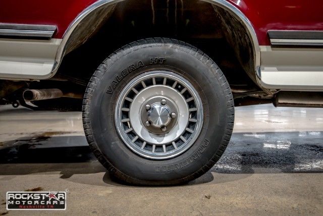 1988 White Ford F-150 --