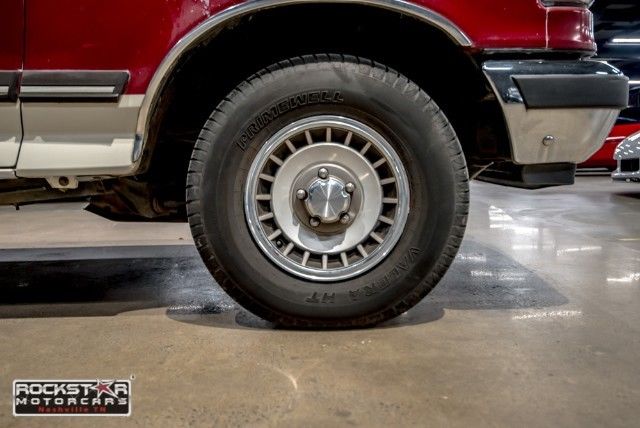 1988 White Ford F-150 --