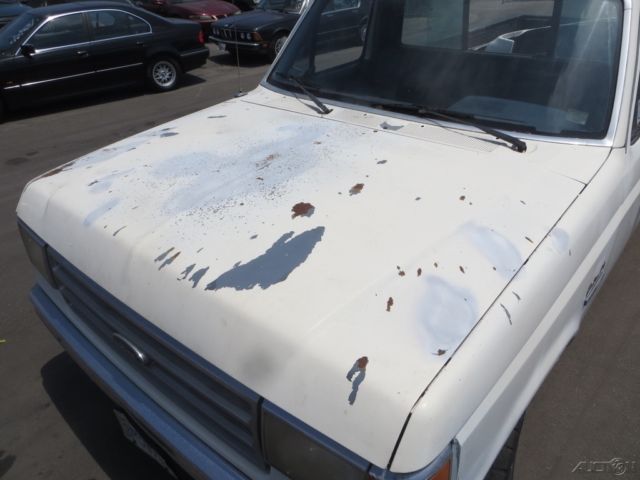 1988 White Ford F-150