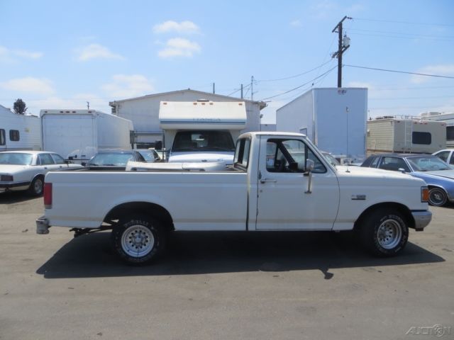 1988 White Ford F-150
