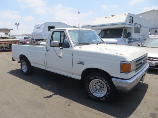 1988 White Ford F-150