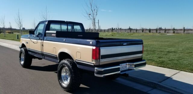 1988 BLUE/GREY Ford F-250 Standard Cab Pickup
