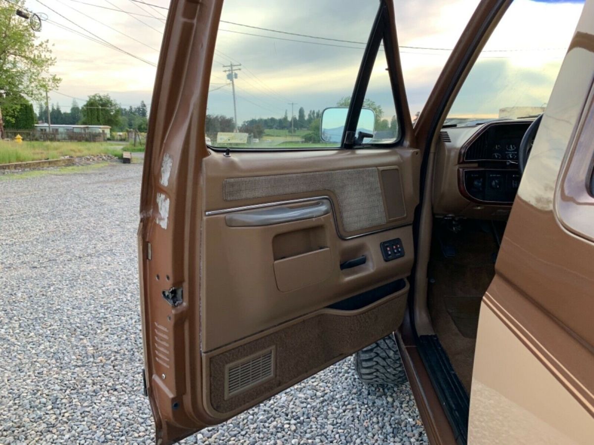1988 Brown tan Ford F-250 Extended Cab Pickup