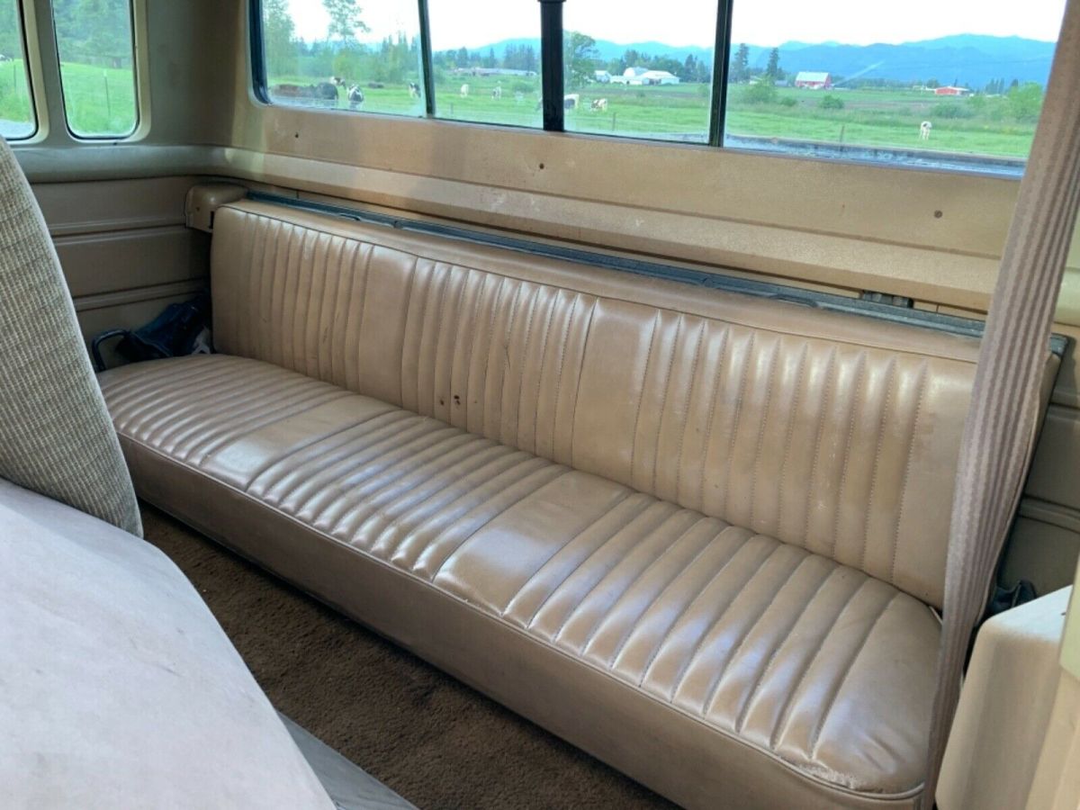 1988 Brown tan Ford F-250 Extended Cab Pickup