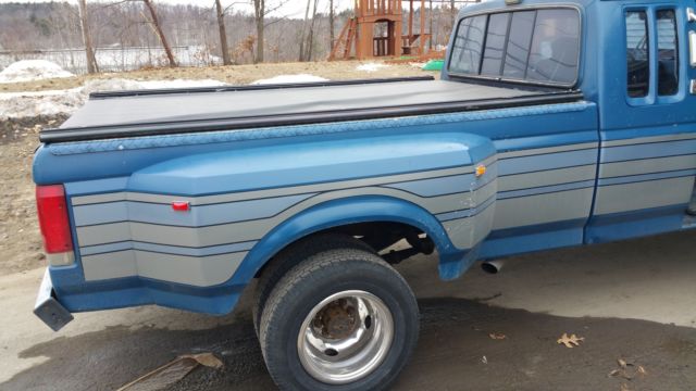 1988 Blue Ford F-350 Extended Cab Pickup