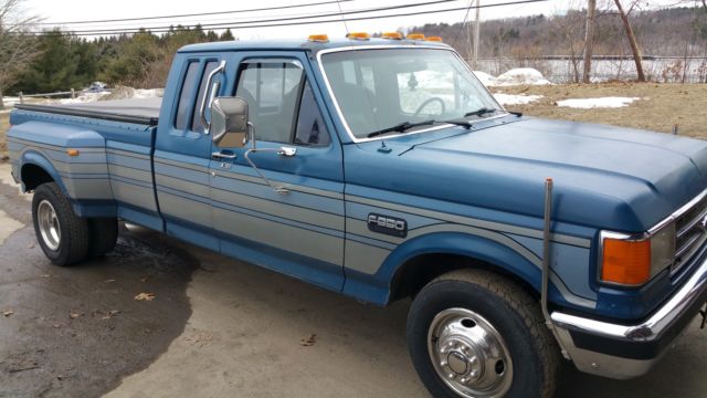 1988 Blue Ford F-350 Extended Cab Pickup